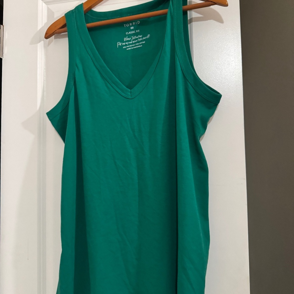 TORRID Green Girlfriend Tank NWOT Size 00 (10)